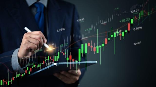 Acciones infravaloradas según criterios OCU: cómo identificarlas por tu cuenta